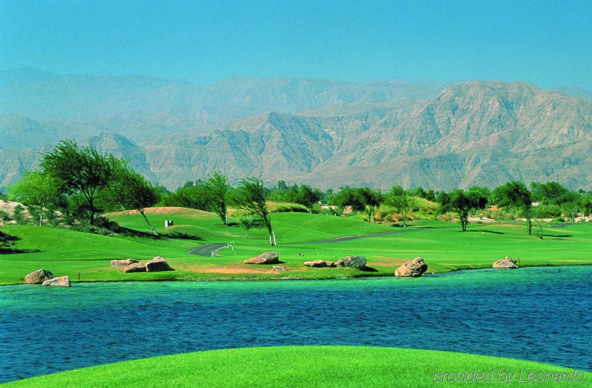 Shadow Mountain Resort & Club Palm Desert Exterior photo