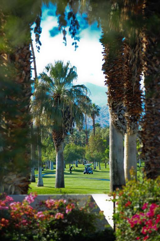 Shadow Mountain Resort & Club Palm Desert Exterior photo